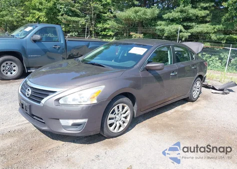 2015 Nissan Altima 2.5/2.5 S/2.5 Sl/2.5 Sv из США, поврежденный, VIN 1N4AL3AP3FC297013